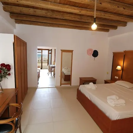 Apartamento Tris Ekklisies Seaside - Liviko Paránimfoi